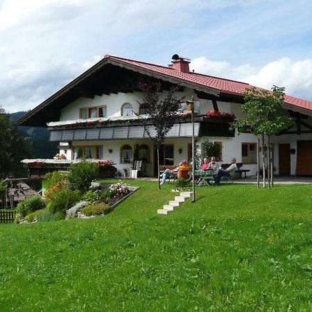 Gaestehaus Schuler Riezlern Kültér fotó